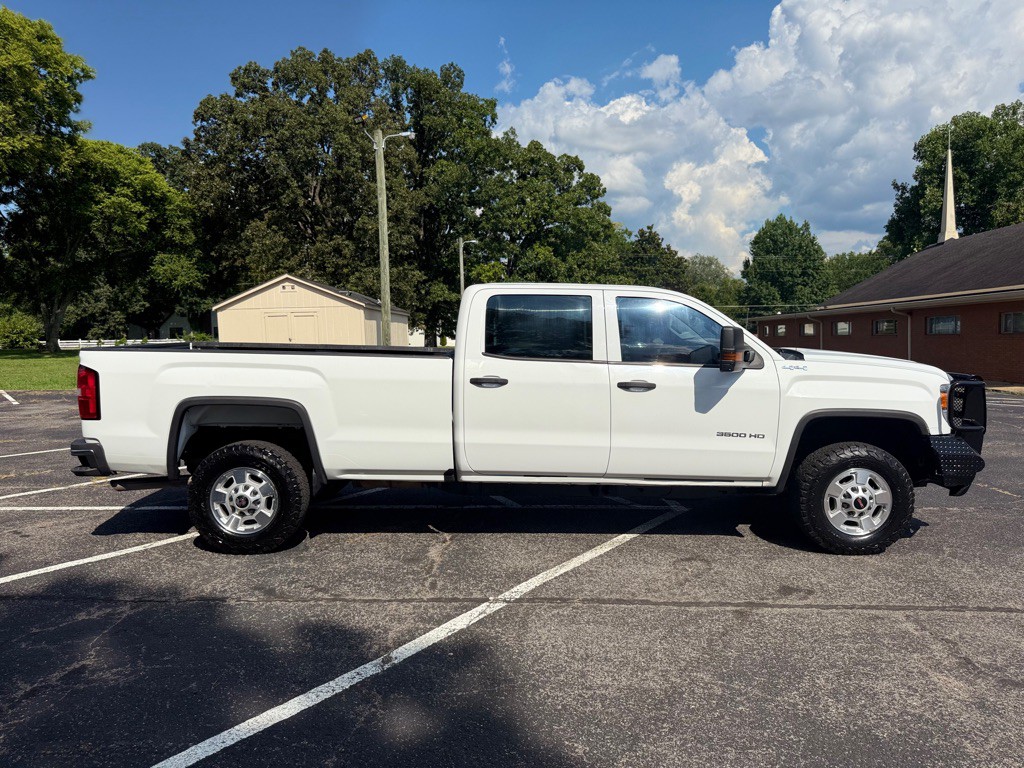 2018 GMC Sierra Image 4