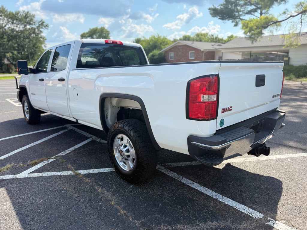 2018 GMC Sierra Image 9