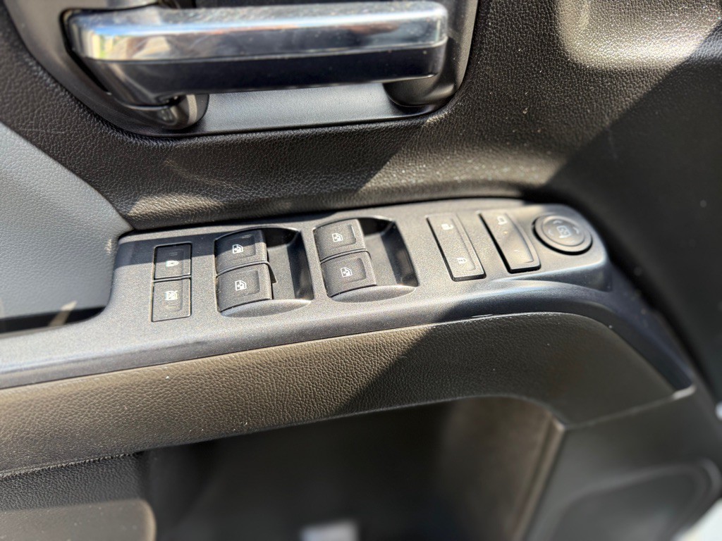 2018 GMC Sierra Image 19