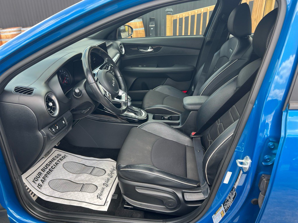 2023 Kia Forte Image 13