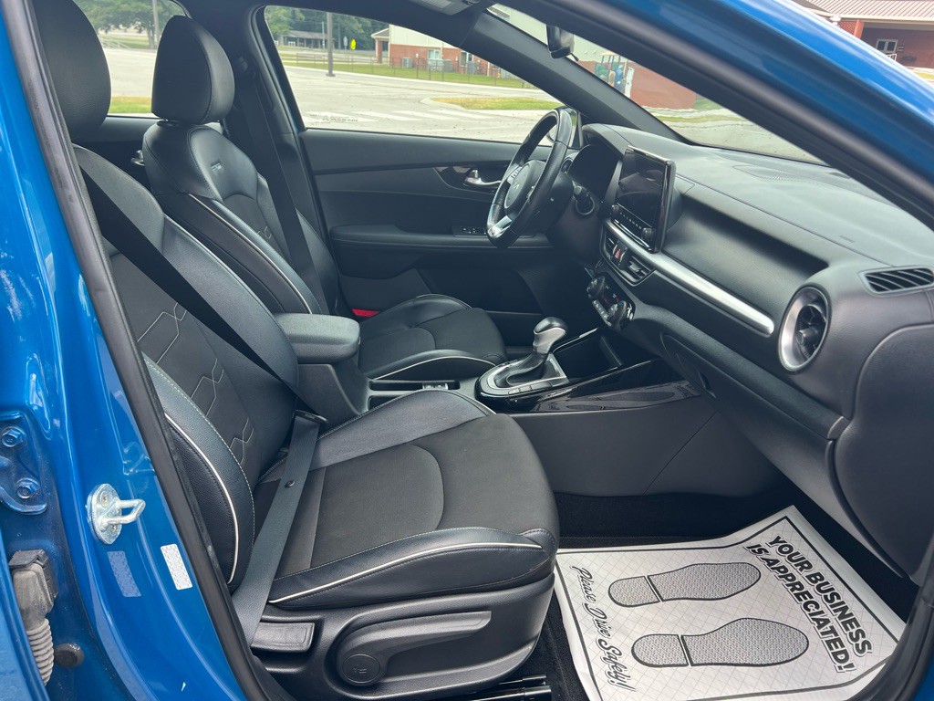2023 Kia Forte Image 22