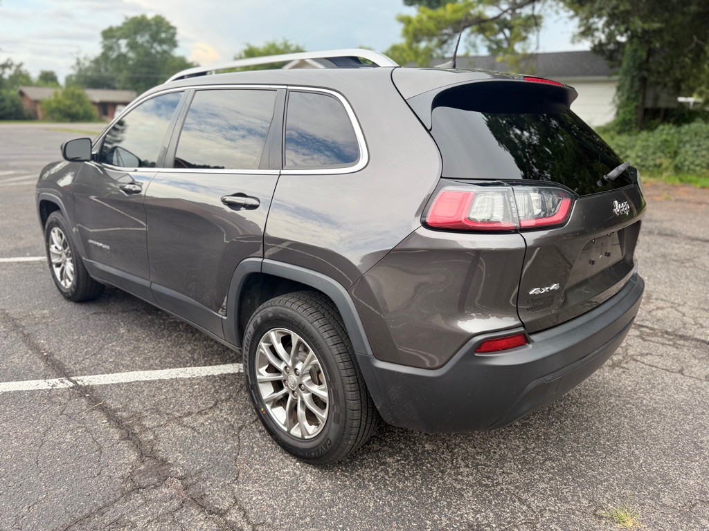 2019 Jeep Cherokee Image 9
