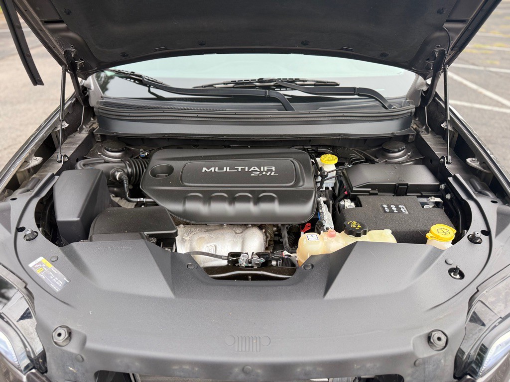 2019 Jeep Cherokee Image 13