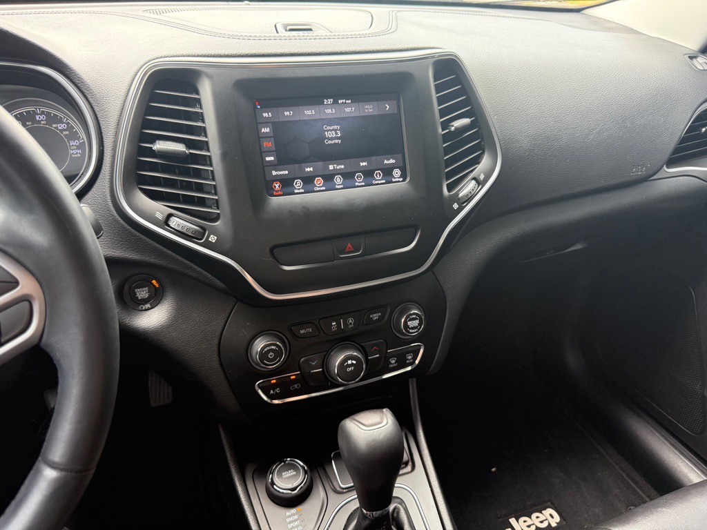 2019 Jeep Cherokee Image 20