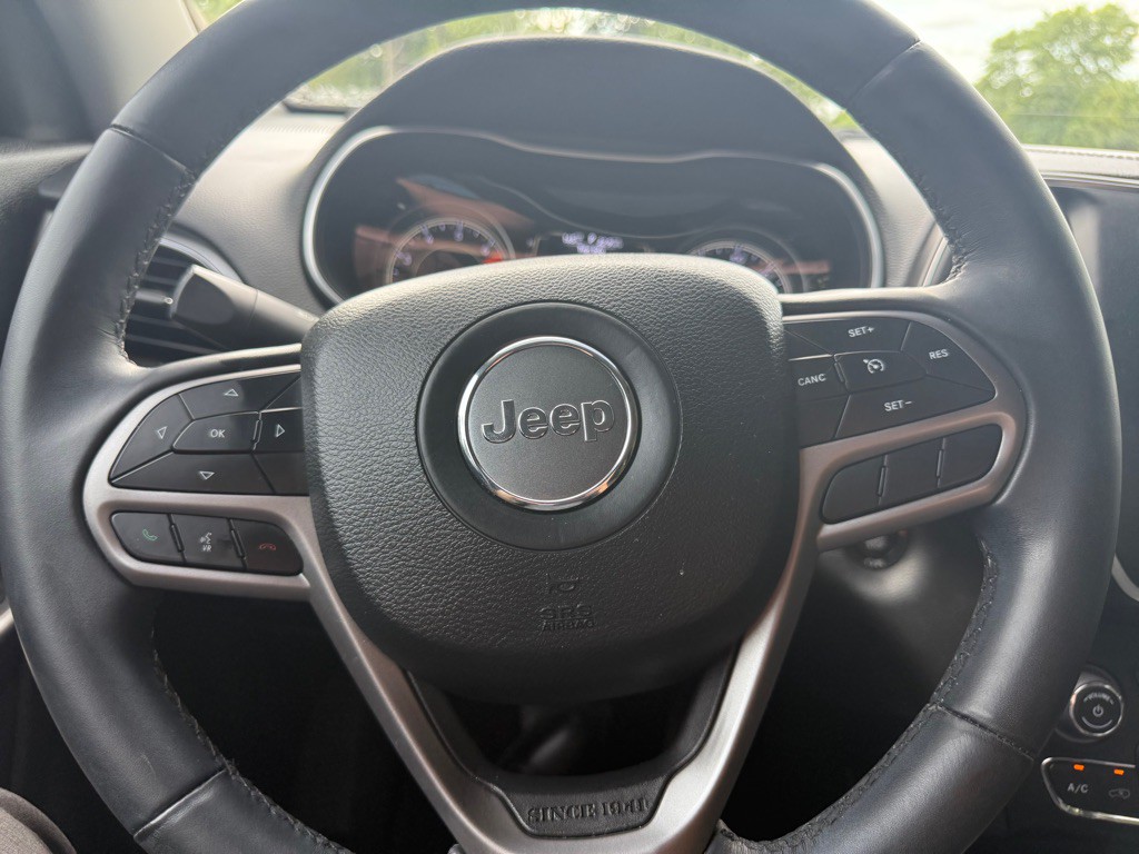 2019 Jeep Cherokee Image 21