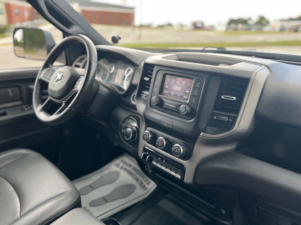 2021 RAM 2500 Image 32