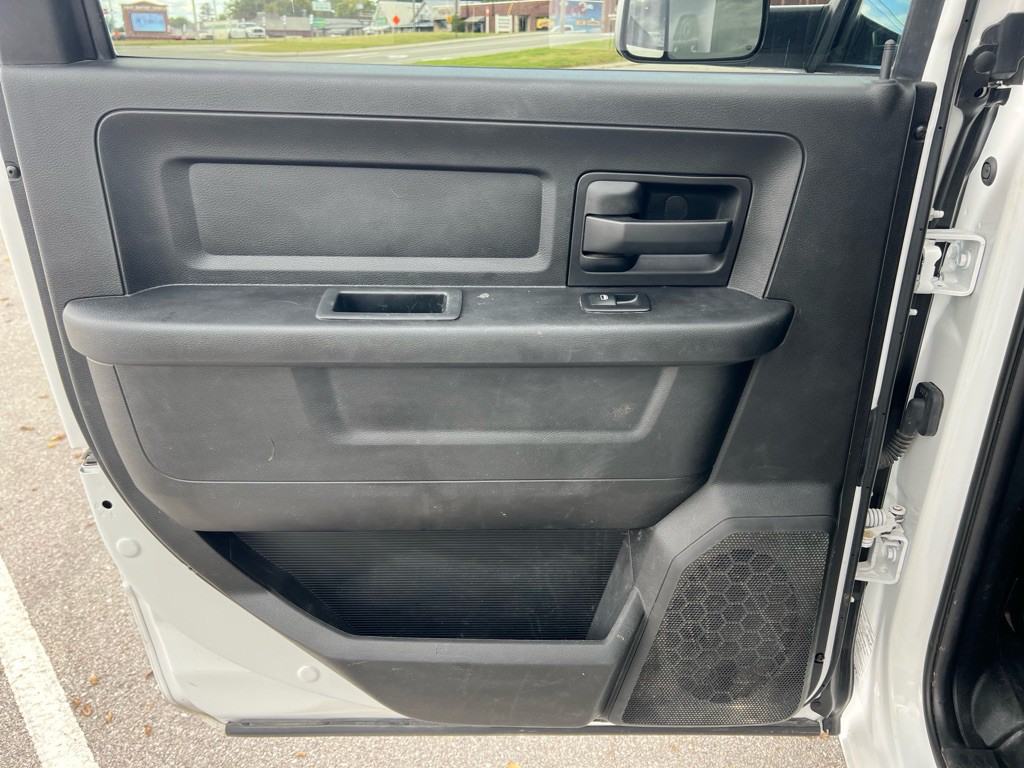 2021 RAM 2500 Image 35