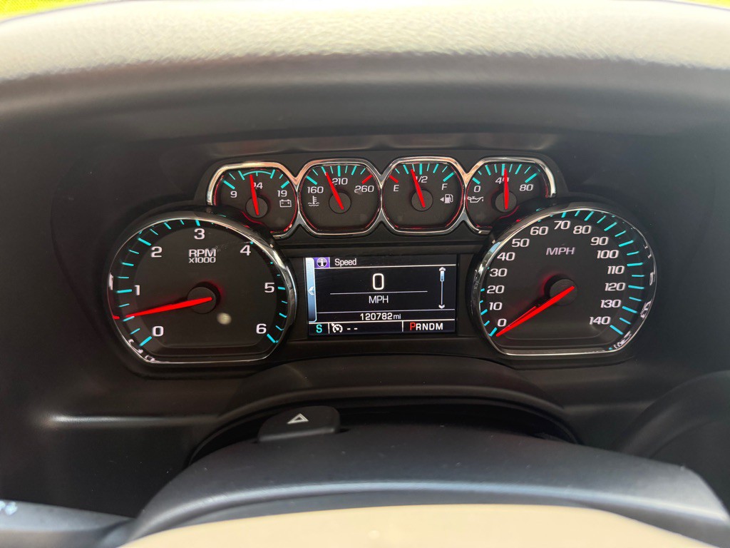 2016 Chevrolet Tahoe Image 24