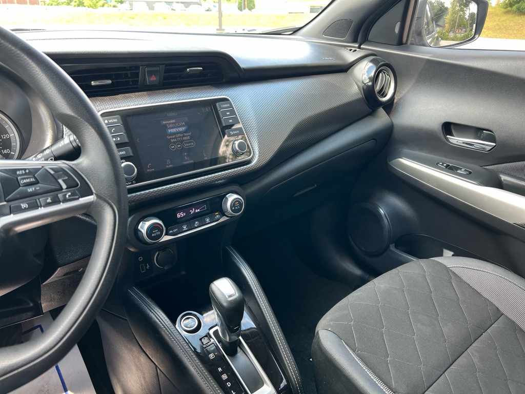 2020 Nissan Kicks Image 16