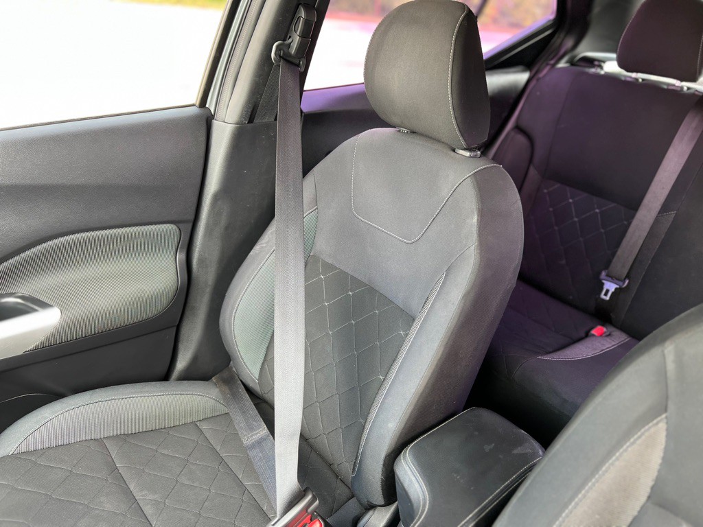 2020 Nissan Kicks Image 19