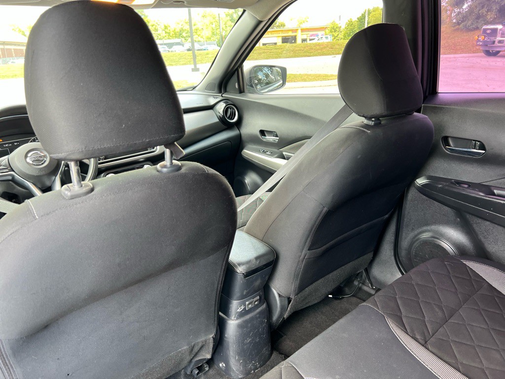 2020 Nissan Kicks Image 29