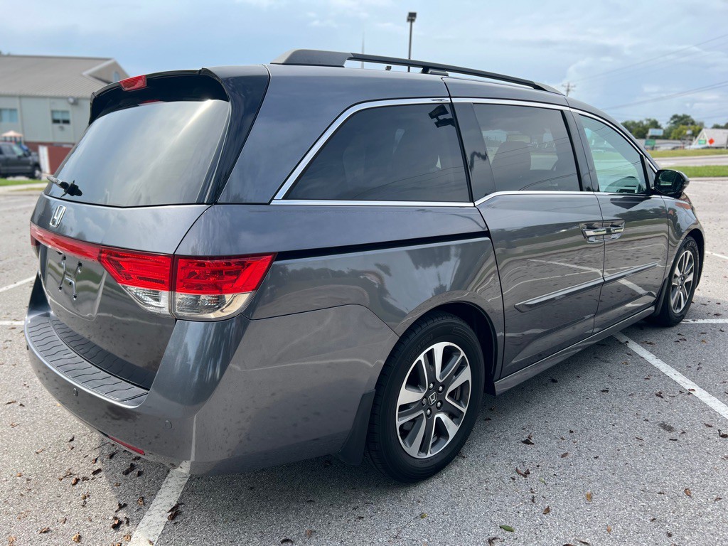 2015 Honda Odyssey Image 5