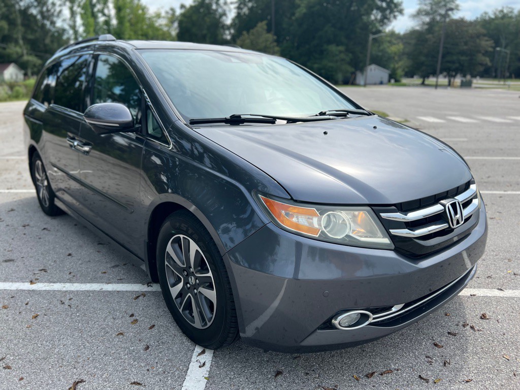 2015 Honda Odyssey Image 3