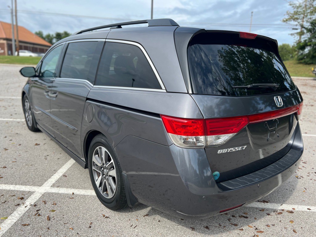 2015 Honda Odyssey Image 10