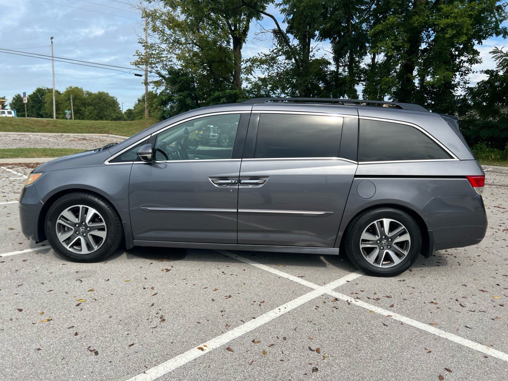 2015 Honda Odyssey Image 11
