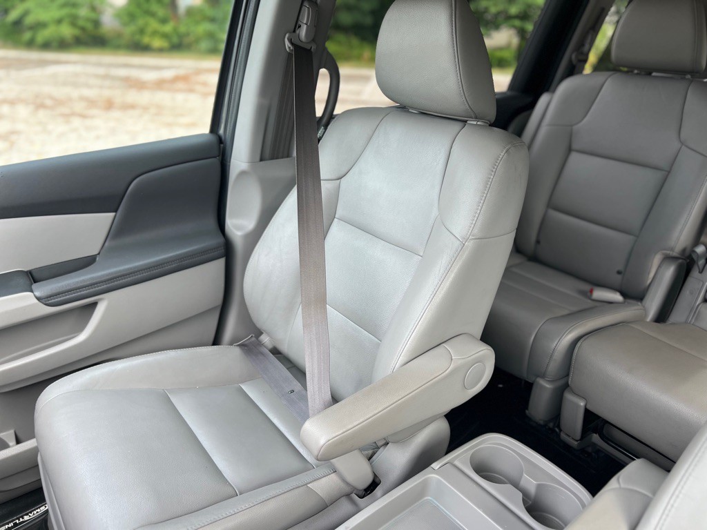 2015 Honda Odyssey Image 21