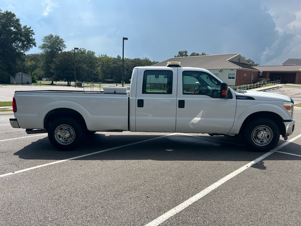 2016 Ford F-250 Image 4