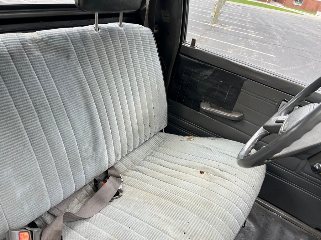 1987 Toyota Pickup Image 18