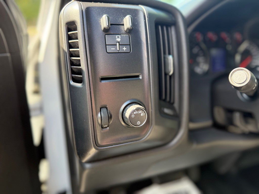 2016 Chevrolet Silverado 1500 Image 17
