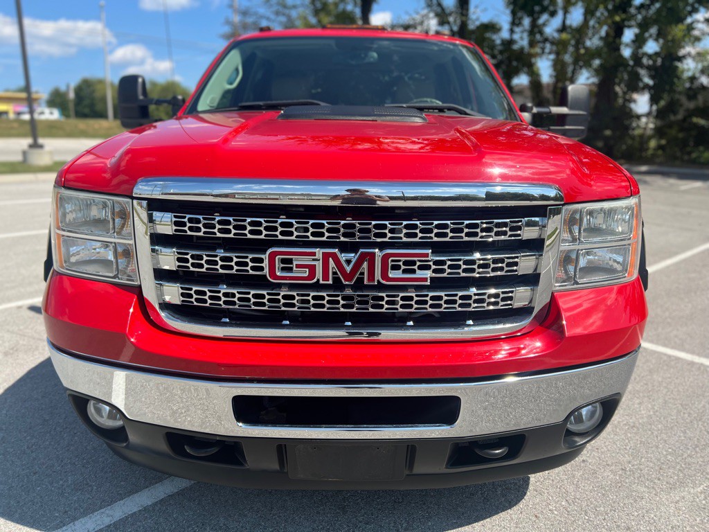 2012 GMC Sierra Image 2