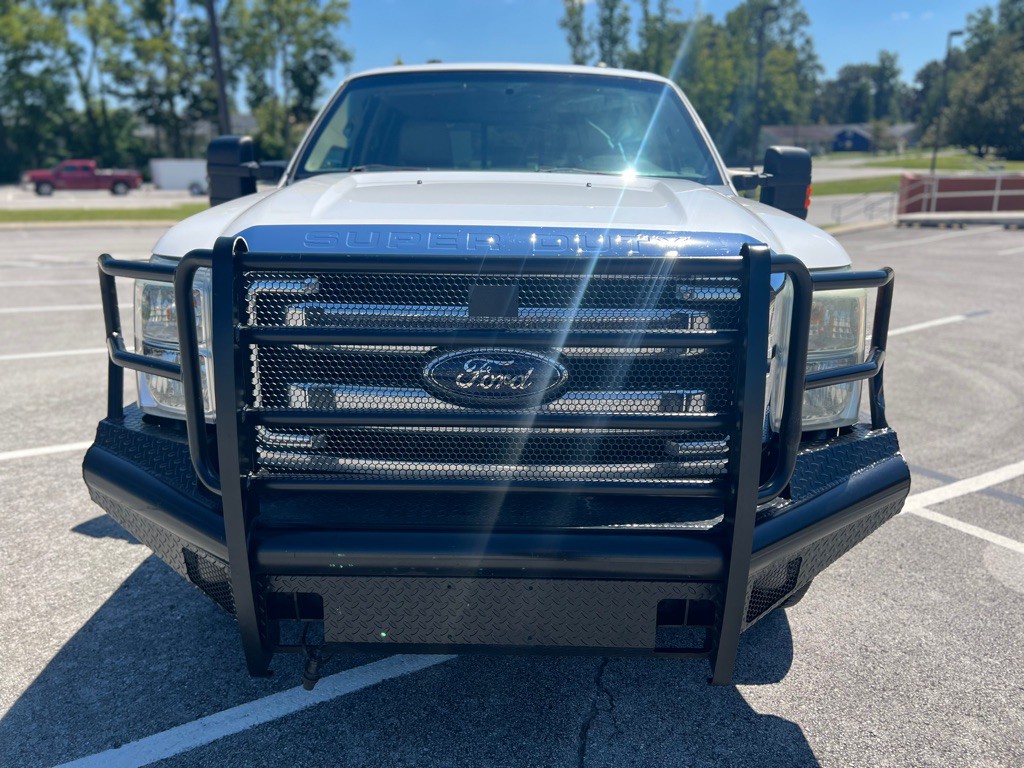 2011 Ford F-250 Image 2
