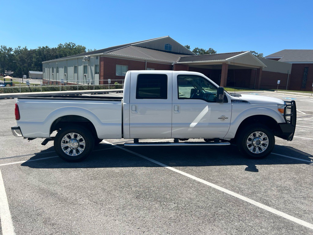 2011 Ford F-250 Image 4