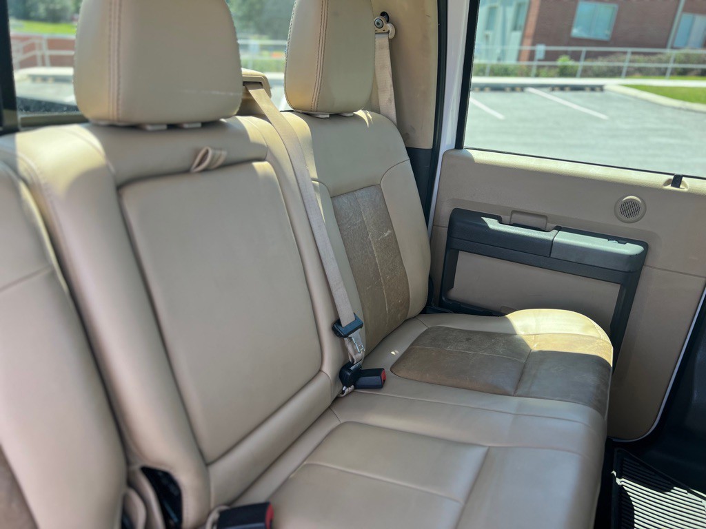 2011 Ford F-250 Image 37