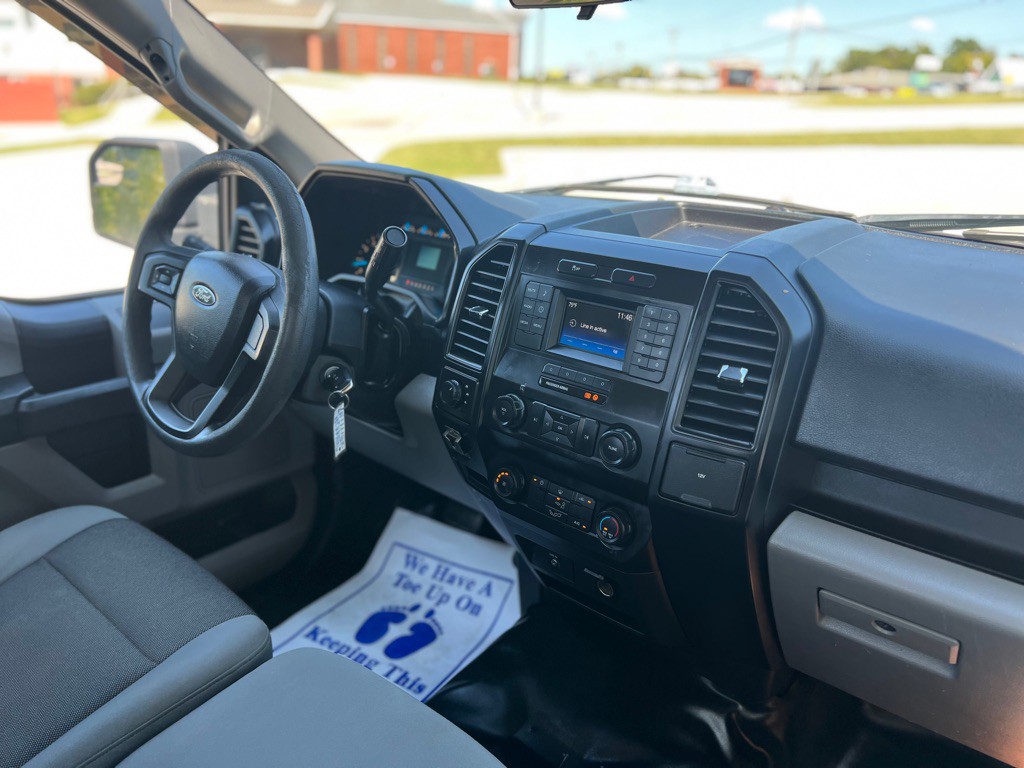 2015 Ford F-150 Image 22