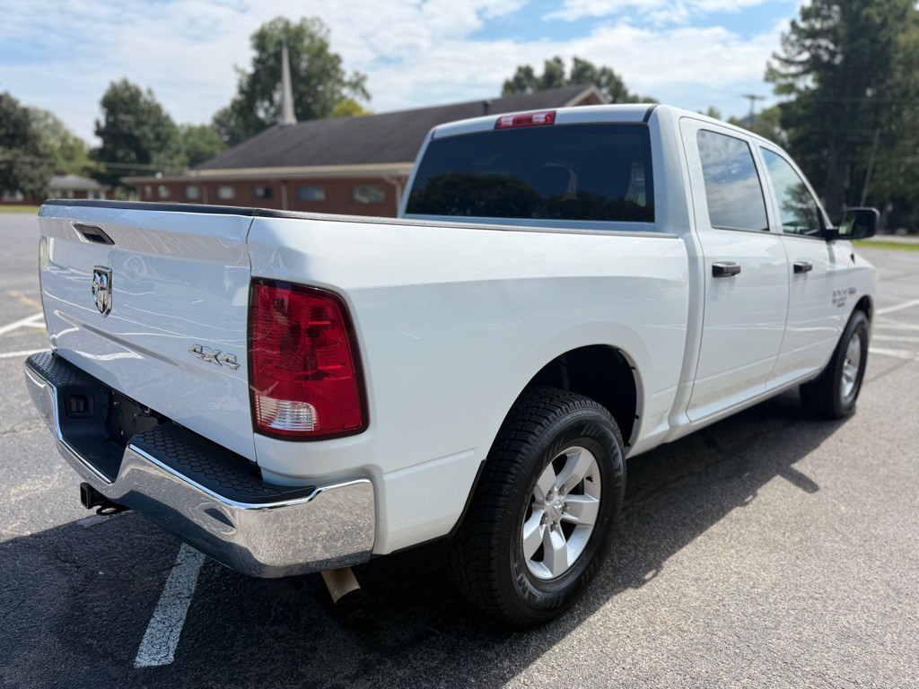 2021 RAM 1500 Image 5