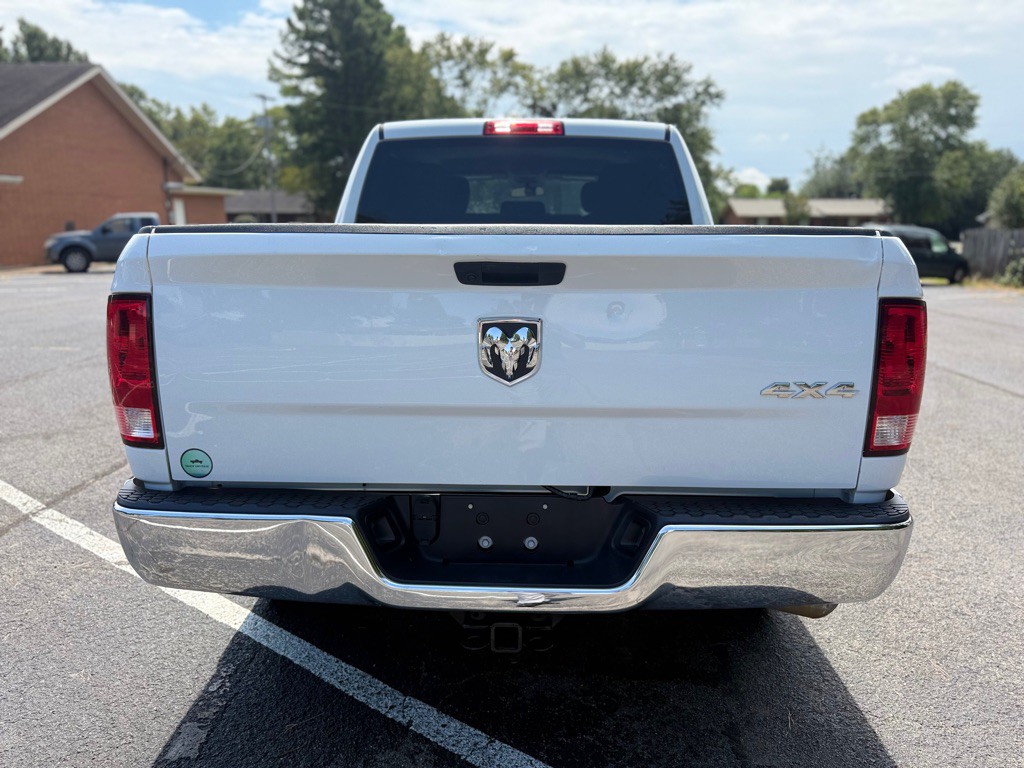 2021 RAM 1500 Image 6