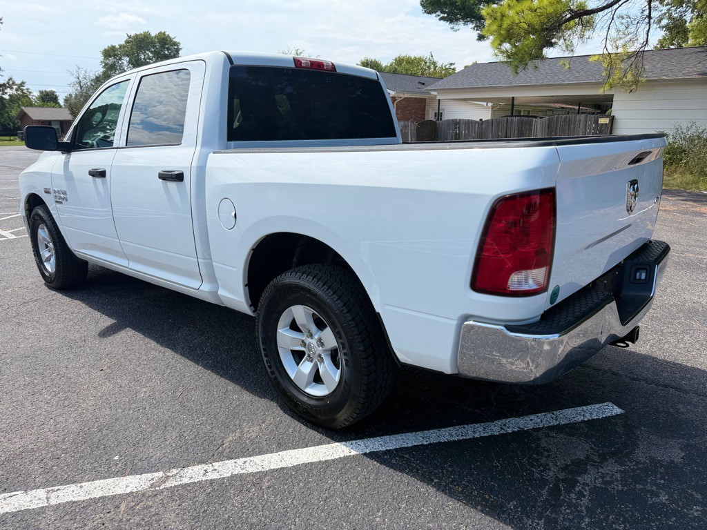 2021 RAM 1500 Image 8