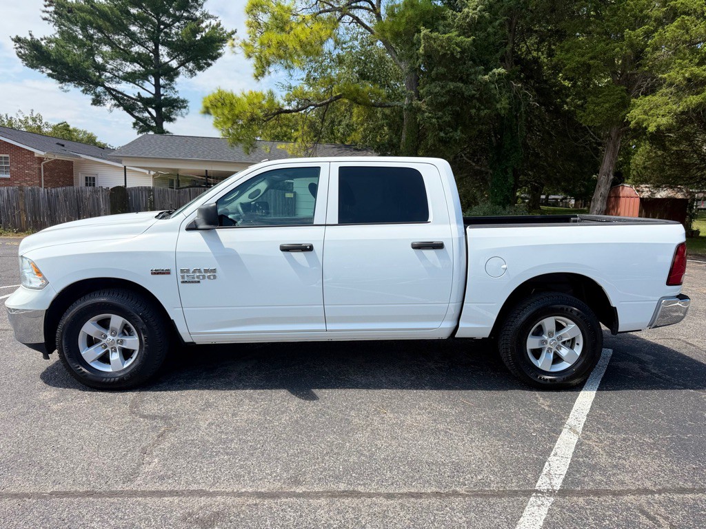 2021 RAM 1500 Image 9