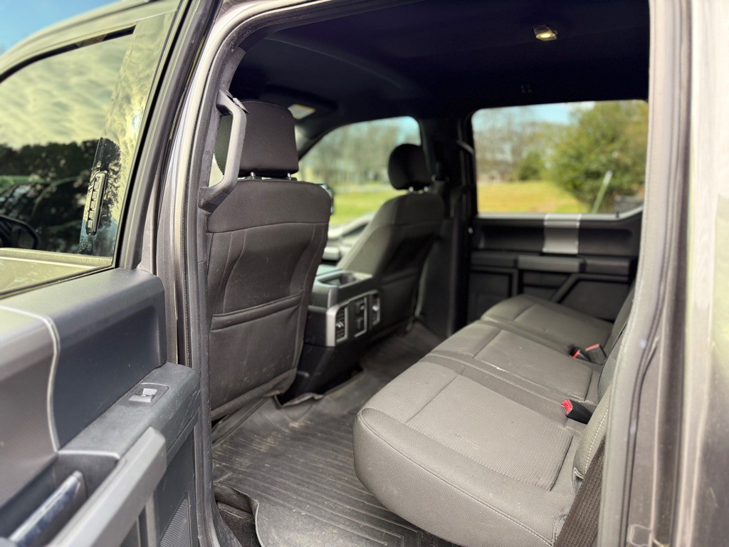 2015 Ford F-150 Image 16