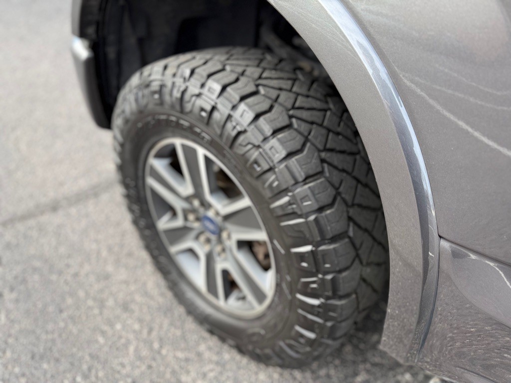 2015 Ford F-150 Image 18