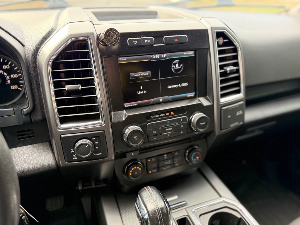 2015 Ford F-150 Image 22