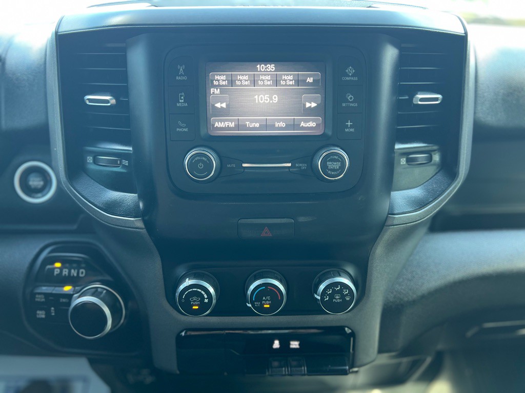 2022 RAM 2500 Image 16