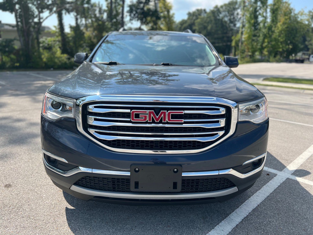 2018 GMC Acadia Image 2