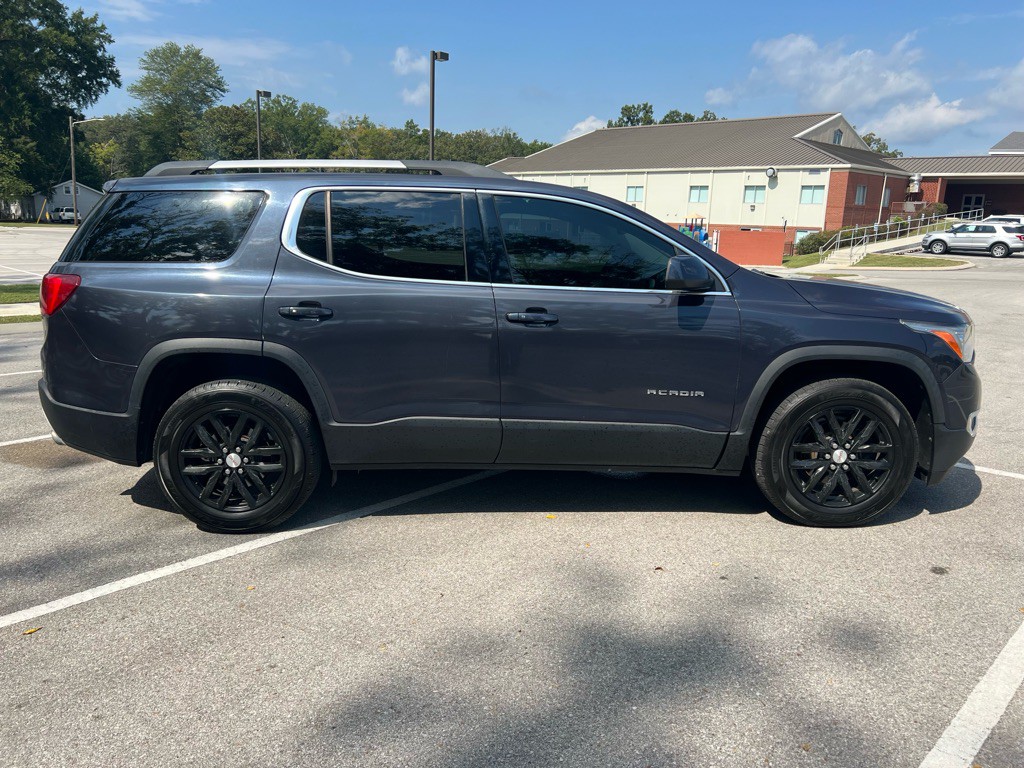 2018 GMC Acadia Image 4