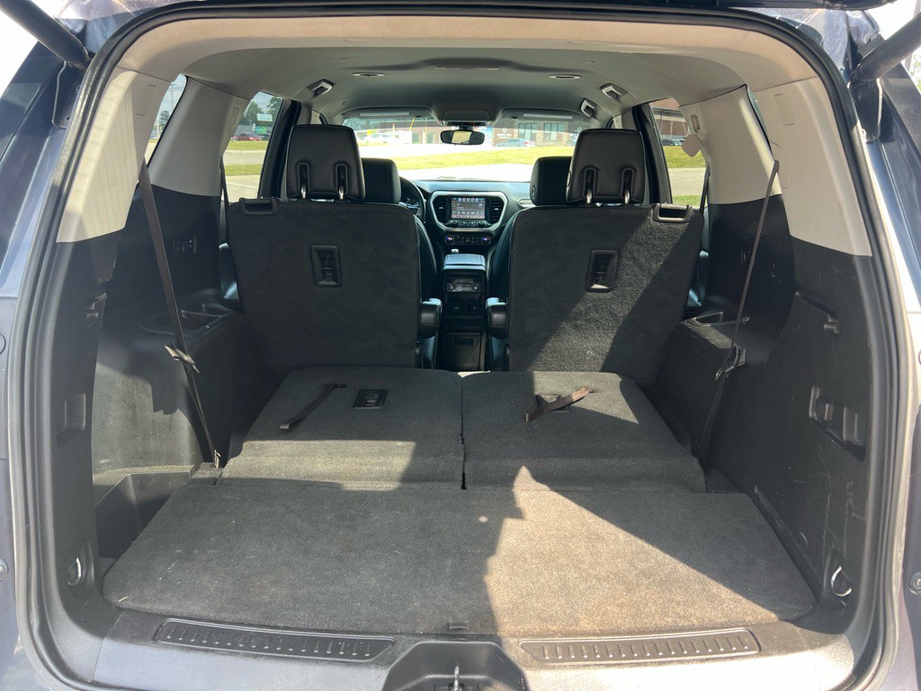 2018 GMC Acadia Image 9