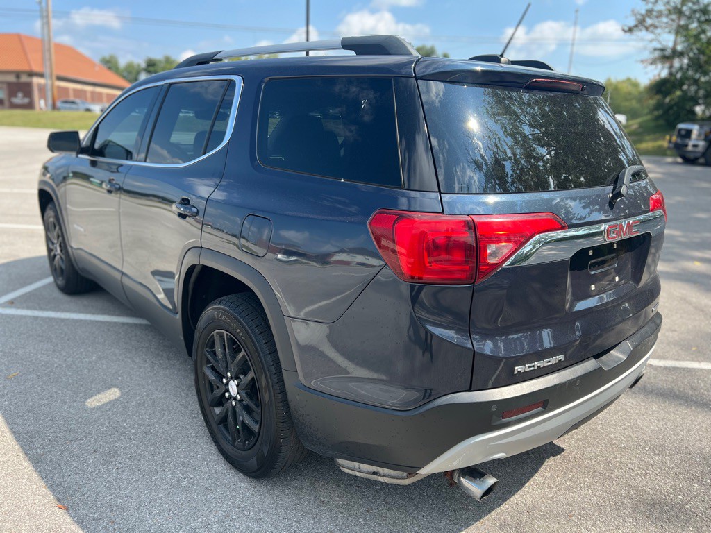 2018 GMC Acadia Image 10