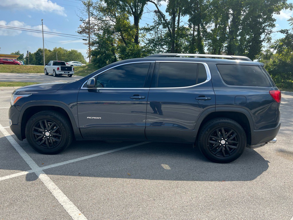 2018 GMC Acadia Image 11