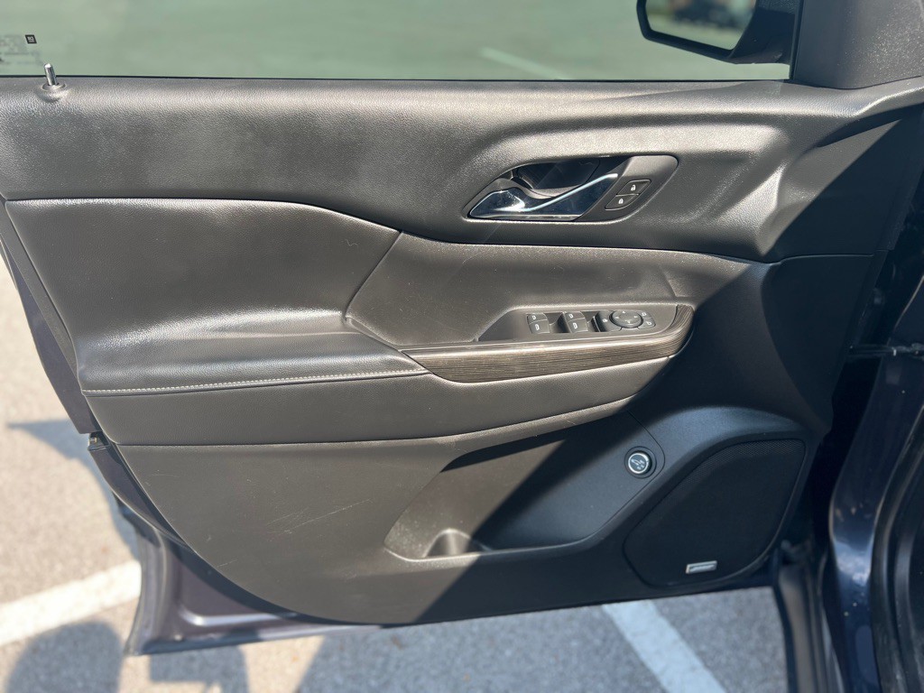 2018 GMC Acadia Image 13