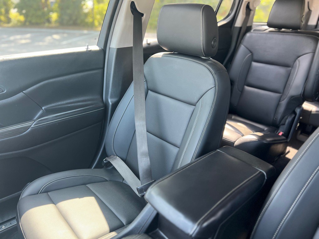 2018 GMC Acadia Image 21