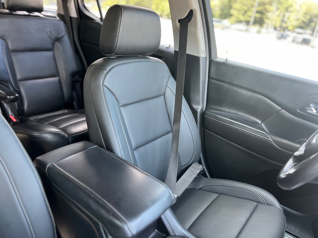 2018 GMC Acadia Image 28