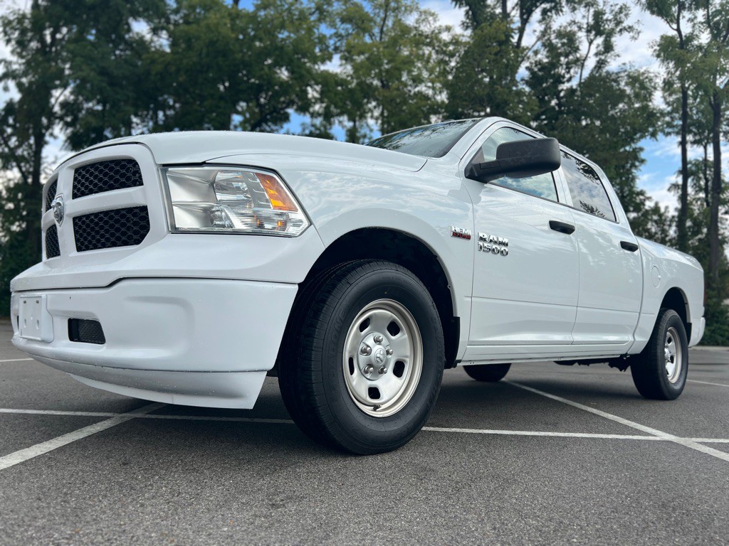 2015 RAM 1500 Image 1