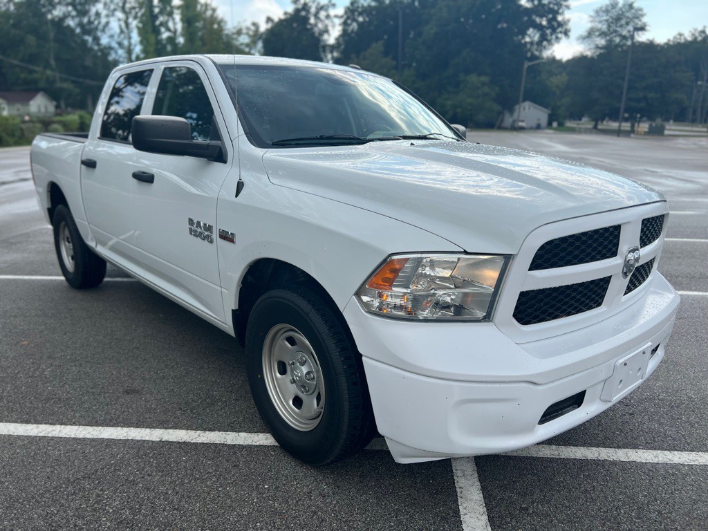 2015 RAM 1500 Image 3