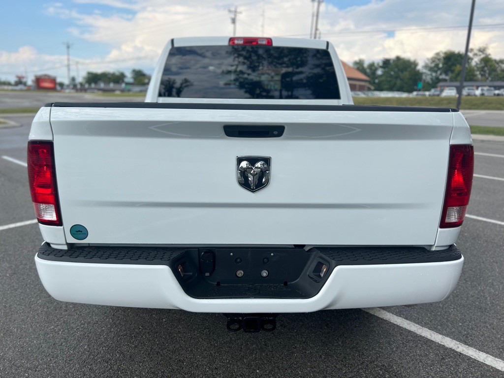 2015 RAM 1500 Image 6