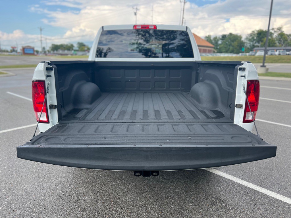 2015 RAM 1500 Image 7