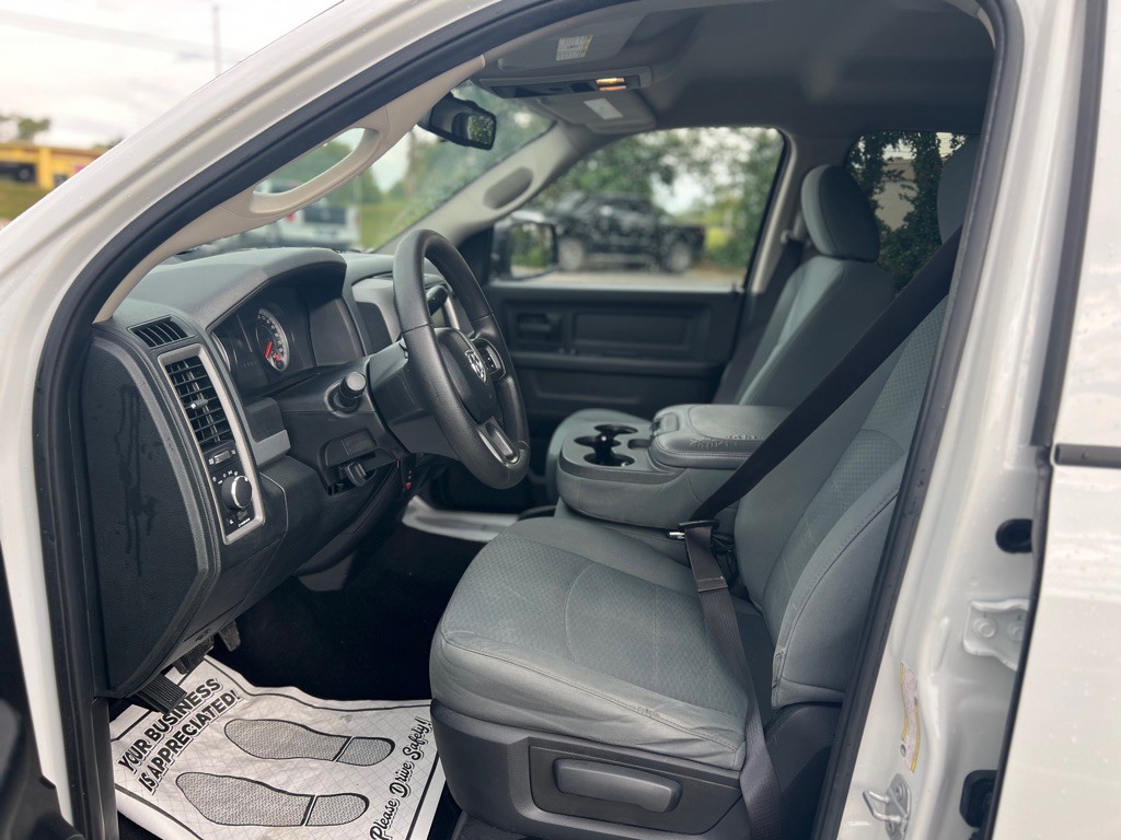 2015 RAM 1500 Image 12