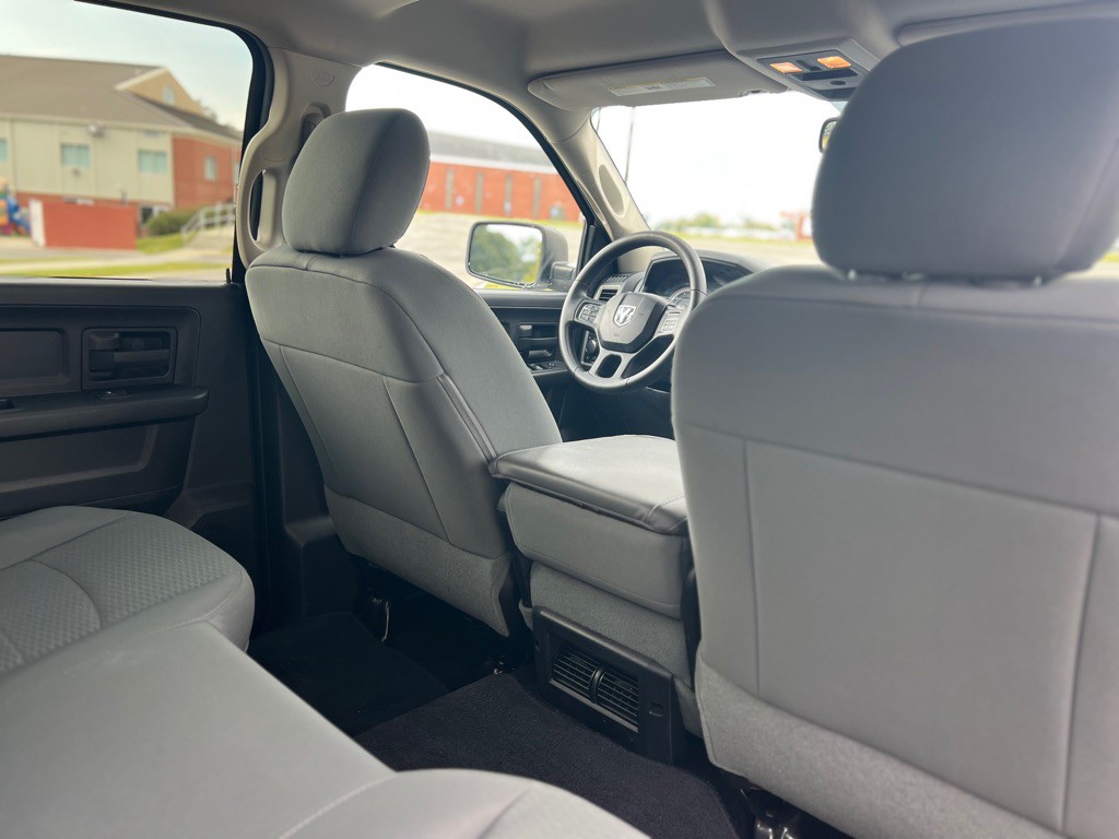 2015 RAM 1500 Image 36